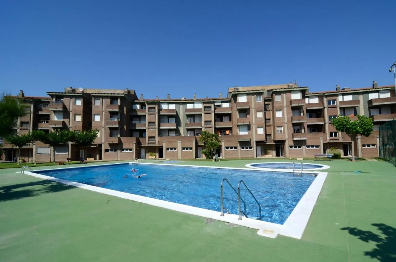 דירות ל'אסטרטיט Voramar A 3-2 ספרד